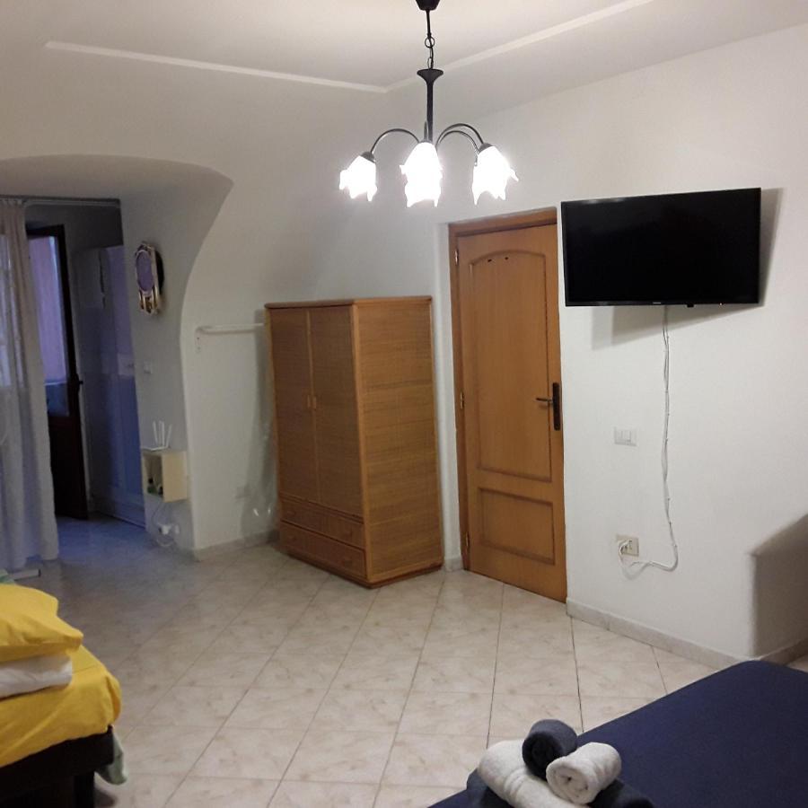 Dimora Letizia- Room 1 Procida Exteriör bild